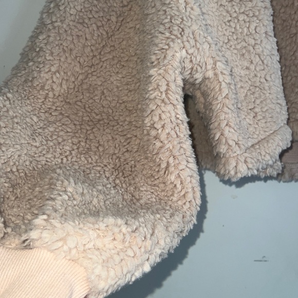 Fashion Nova Cream Knit shepa Sweater cropped large - Picture 4 of 6